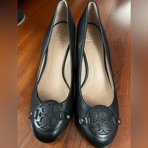 Tory Burch Wedges Black Size 9M